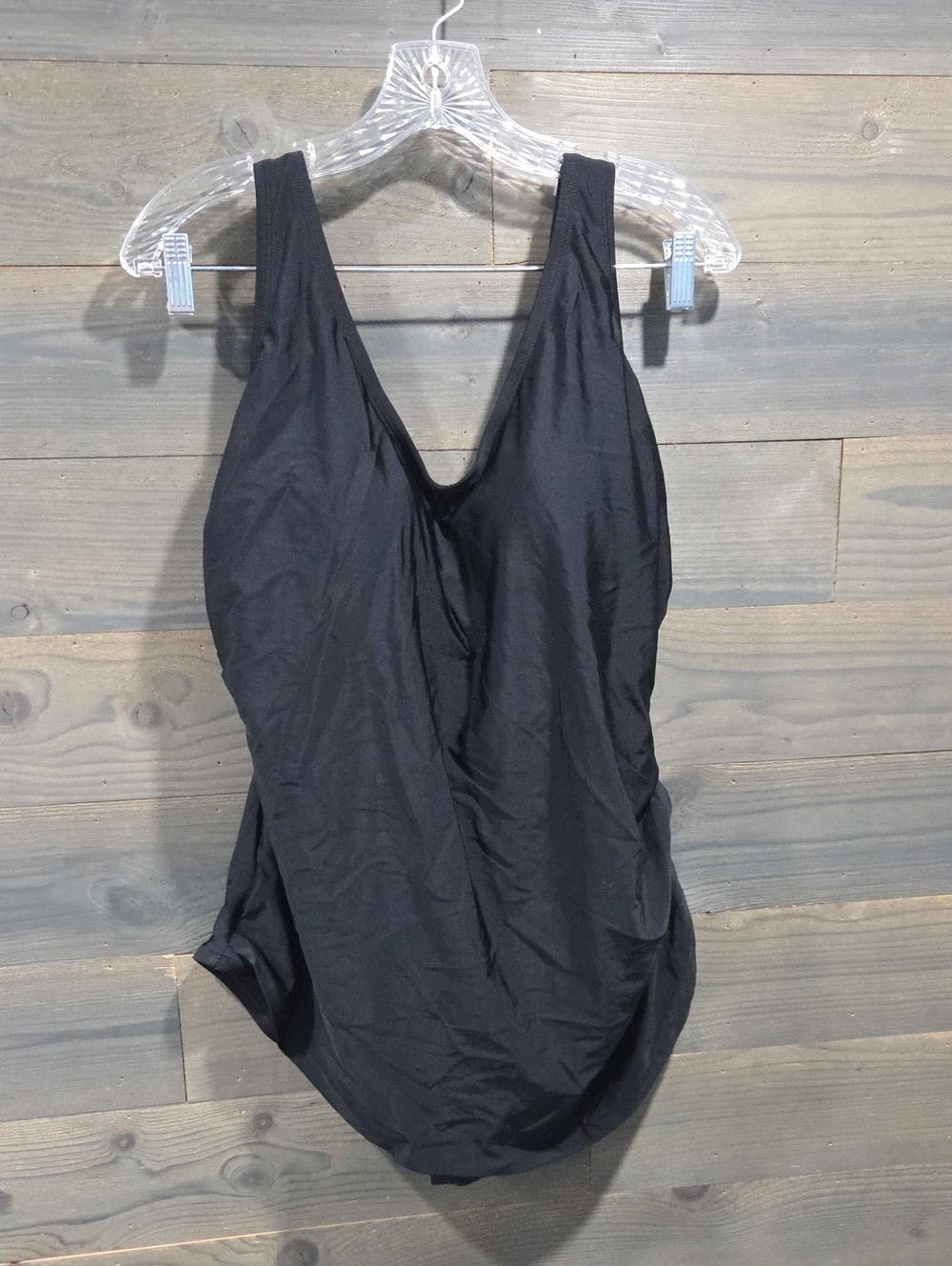 Swimsuits For All Black Scoop One-Piece Swimsuit